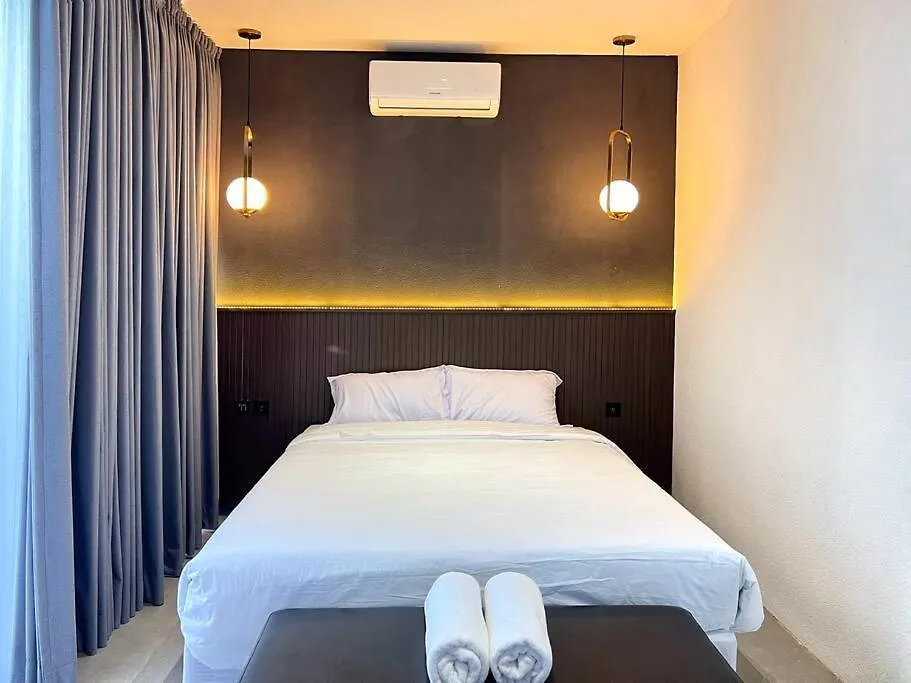 Brand New Shinta Villa Uluwatu  Uluwatu (Bali)