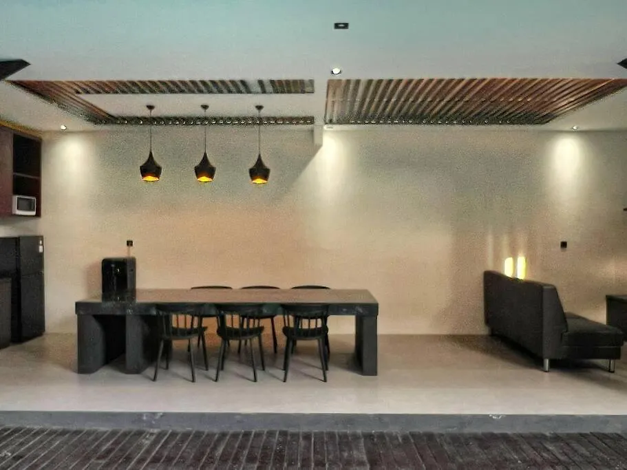 Brand New Shinta Villa Uluwatu 0*, Uluwatu (Bali)