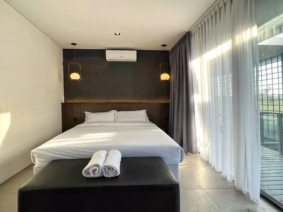 Brand New Shinta Villa Uluwatu  Uluwatu (Bali)