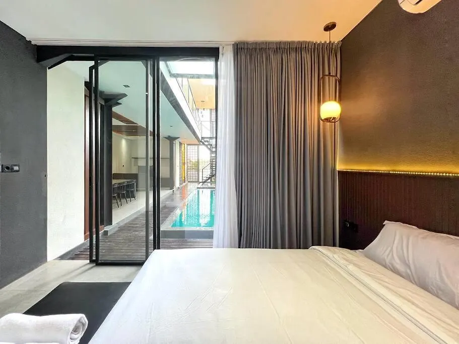 Brand New Shinta Villa Uluwatu Indonesia