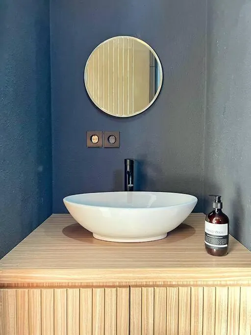 Brand New Shinta Villa Uluwatu Indonesia